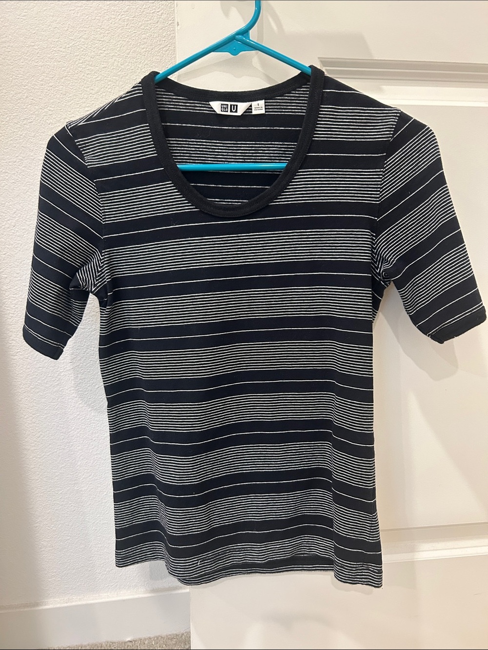 Uniqlo Navy & White Striped Crewneck Tee
